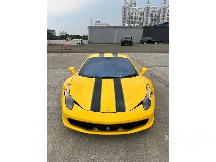 2011 Ferrari 458 Italia Coupe