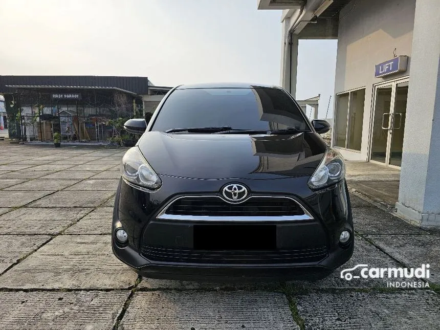 2016 Toyota Sienta V MPV