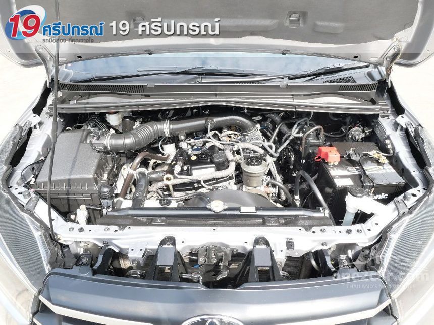 2017 Toyota Innova 2.0 (ปี 16-20) Crysta E Wagon for sale on One2car