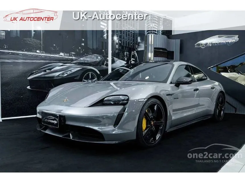 Porsche taycan cheap turbo s silver