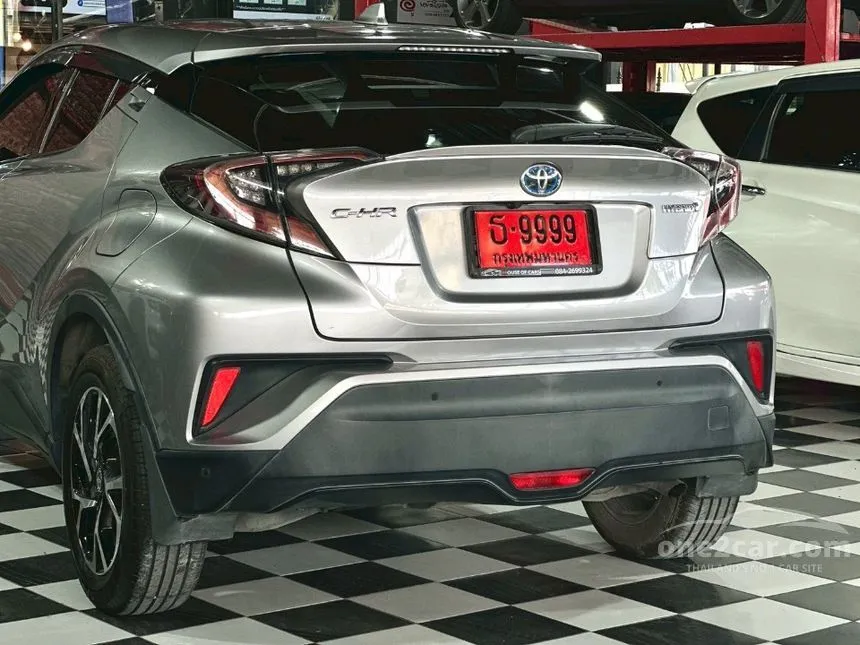 2019 Toyota C-HR HV Mid SUV