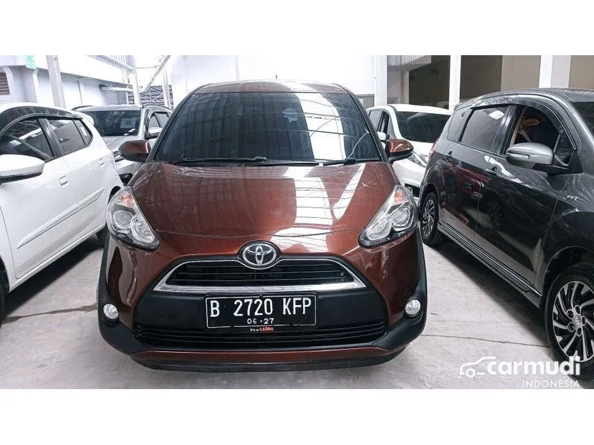 2017 Toyota Sienta V MPV