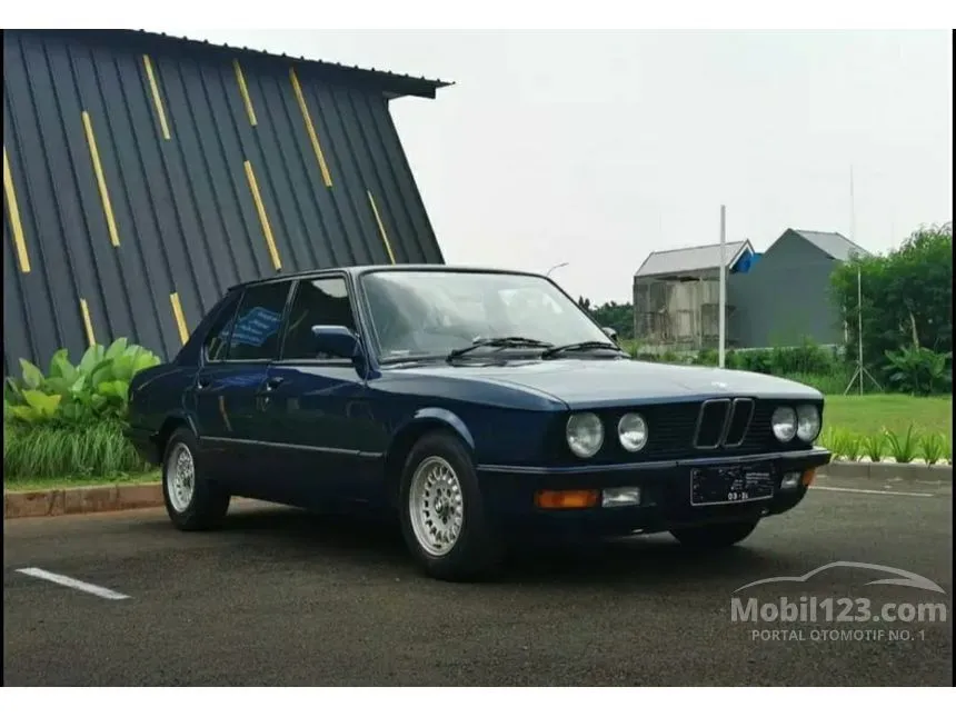 Jual Mobil BMW 520i 1988 E28 2.0 di DKI Jakarta Manual Sedan Biru Rp 59 ...