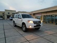 Ford Everest 2.5 XLT Limited AT Putih 2011 Good Condition
