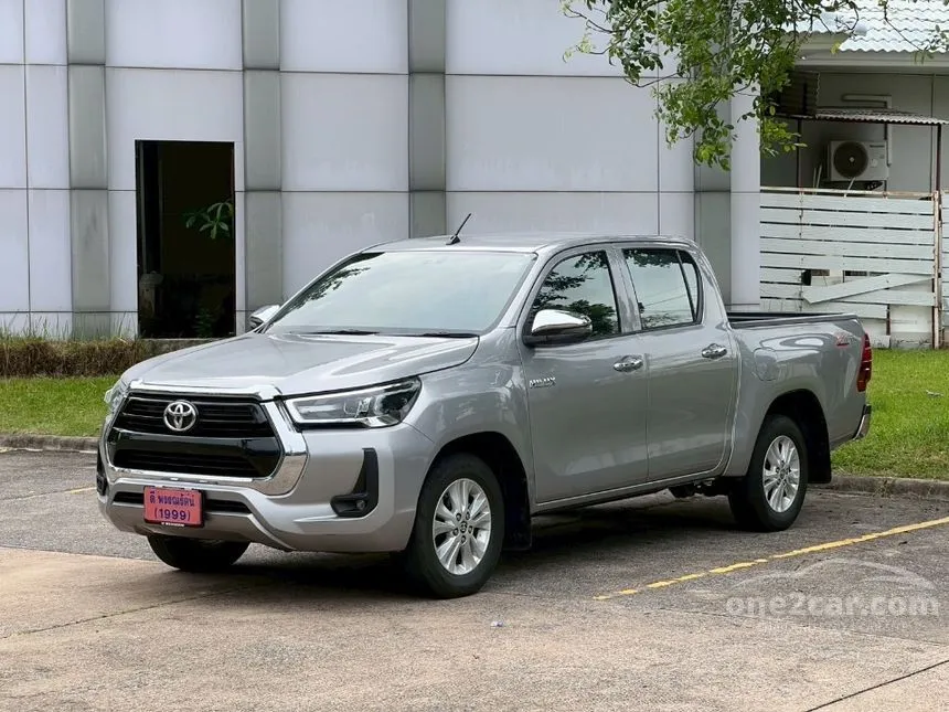 2022 Toyota HILUX REVO Z Edition Mid Double Cab Pickup