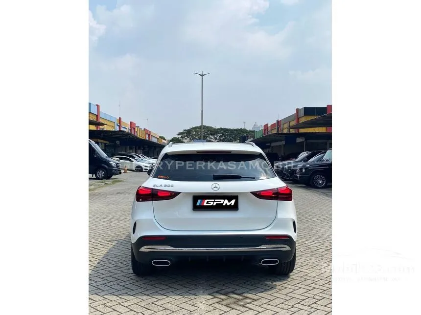2024 Mercedes-Benz GLA200 AMG Line SUV