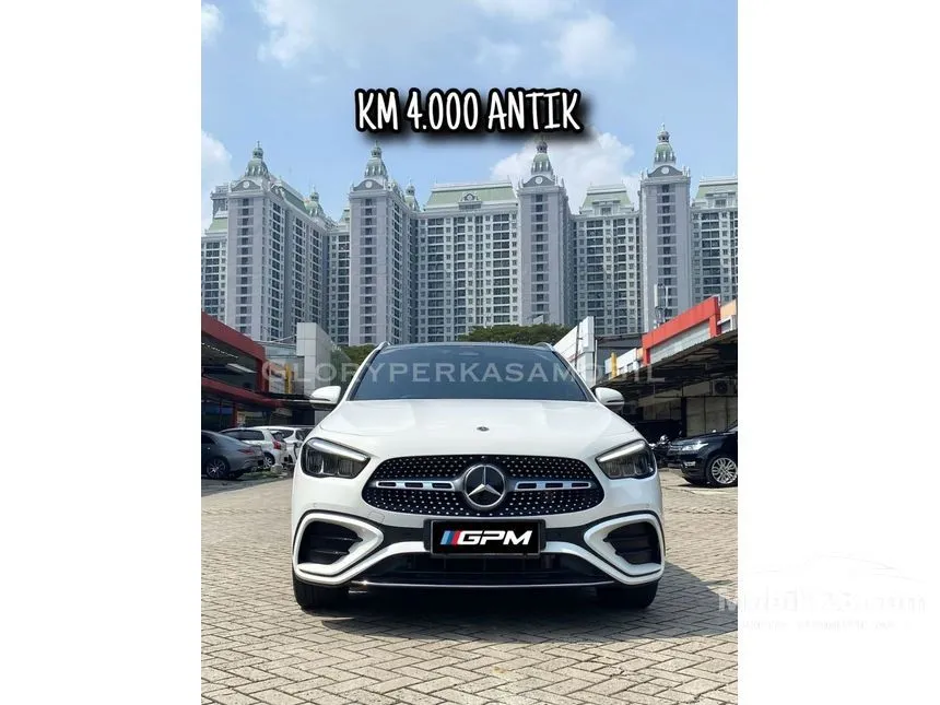 2024 Mercedes-Benz GLA200 AMG Line SUV