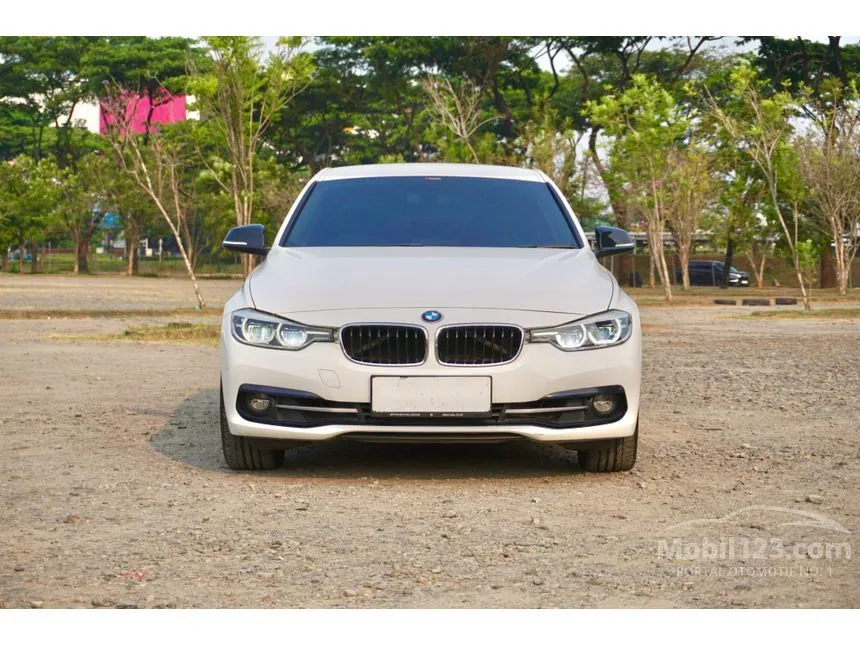 2016 BMW 320i Sport Sedan