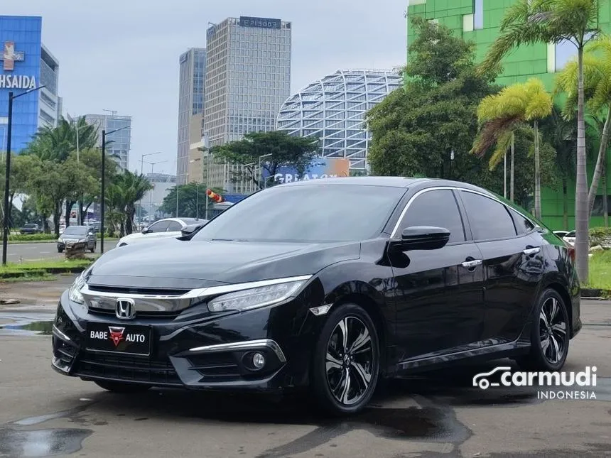 2018 Honda Civic ES Sedan