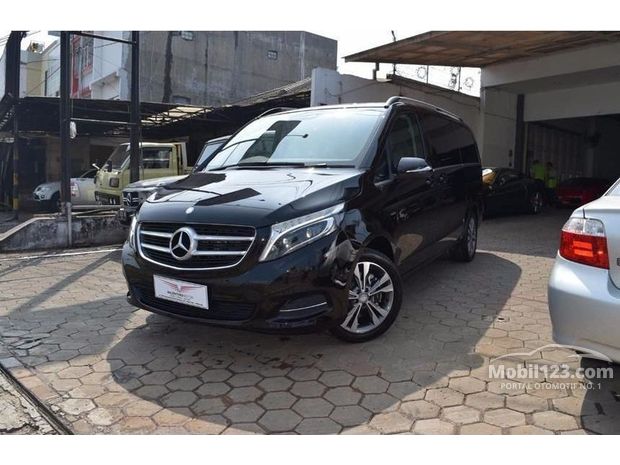 Viano - Mercedes-Benz Murah - 1 mobil dijual di Indonesia 