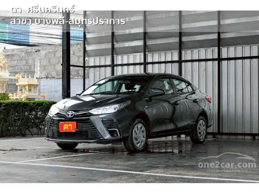 2022 Toyota Yaris Ativ Entry Sedan