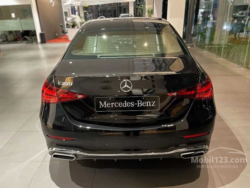 2024 Mercedes-Benz C300 AMG Line Sedan