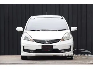 2013 Honda JAZZ 1.5 SV Hatchback