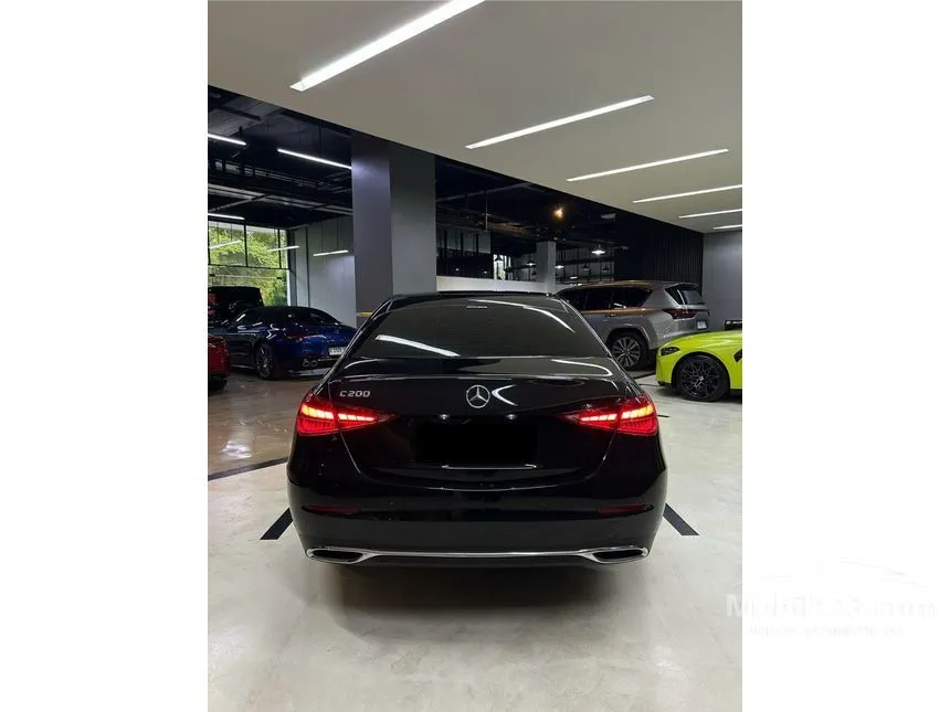 2024 Mercedes-Benz C200 Avantgarde Line Sedan