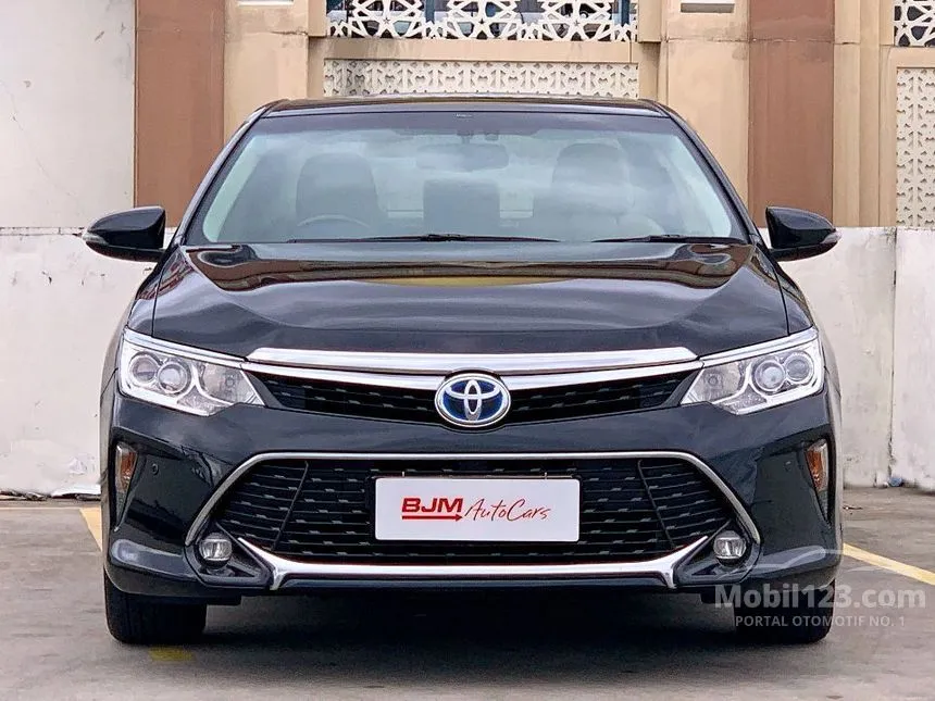 2018 Toyota Camry Hybrid Hybrid Sedan