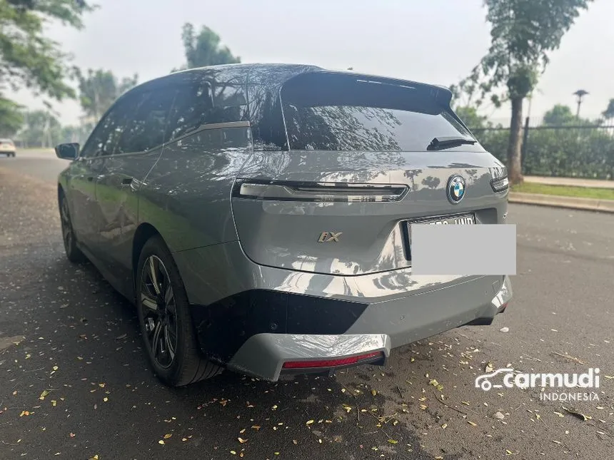 2023 BMW iX xDrive40 Sport SUV