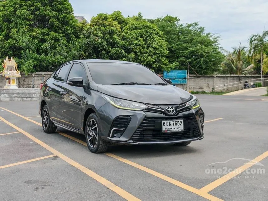 2021 Toyota Yaris Ativ Sport Sedan