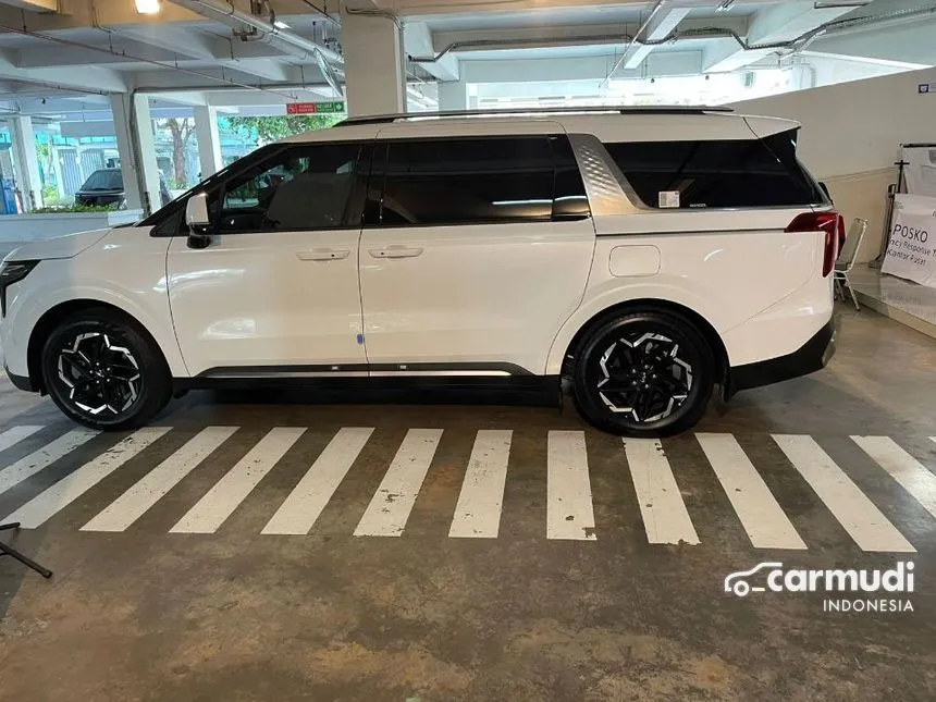 2024 KIA Grand Carnival Premiere MPV