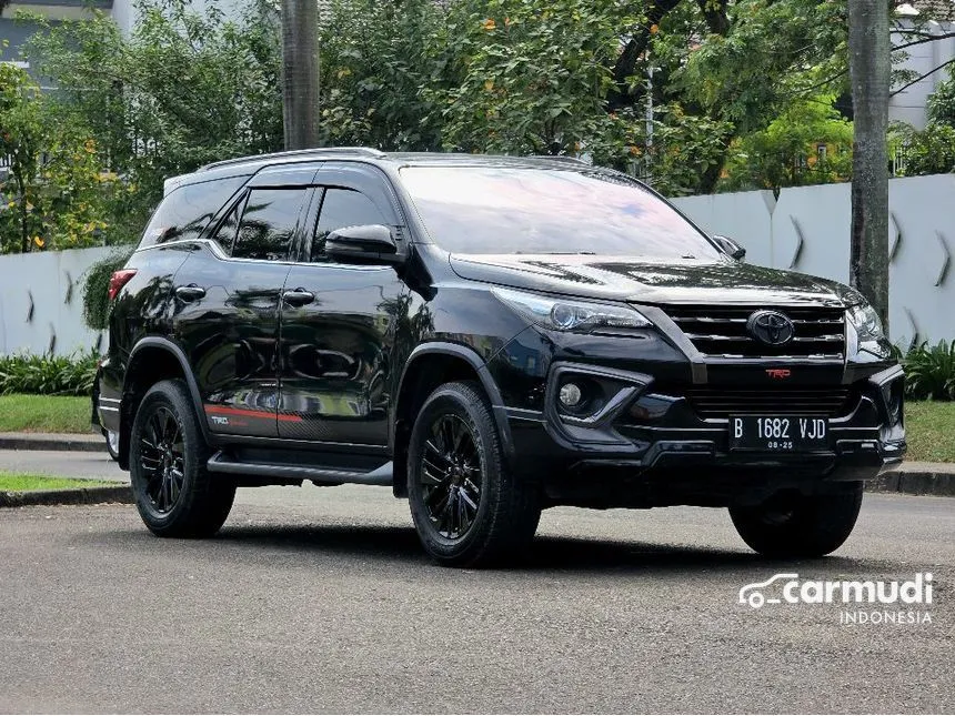 2020 Toyota Fortuner VRZ TRD 4X2 SUV