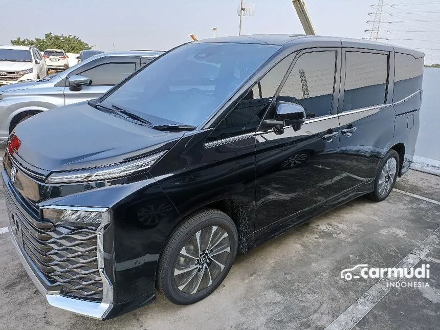 2024 Toyota Voxy Van Wagon