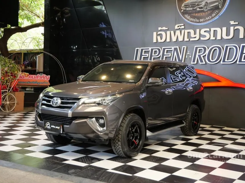 2018 Toyota FORTUNER V SUV