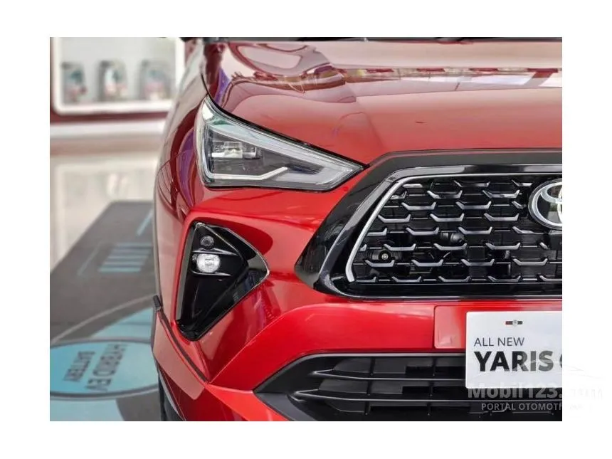 2024 Toyota Yaris Cross S Wagon