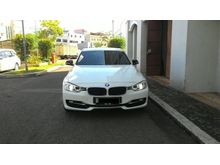 Bmw 320i F30 Sport White on Black Red Line - 2013