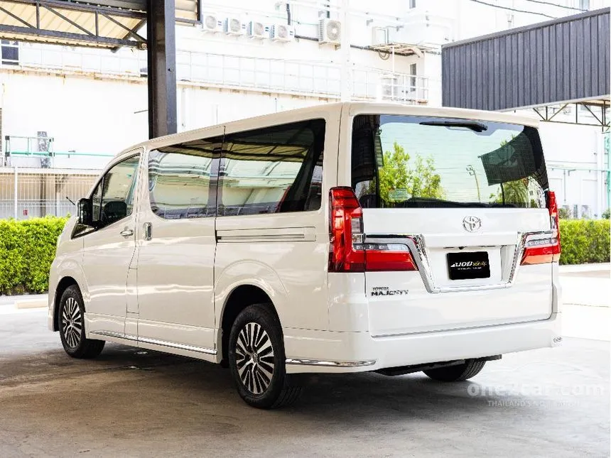 2020 Toyota Majesty Premium Van