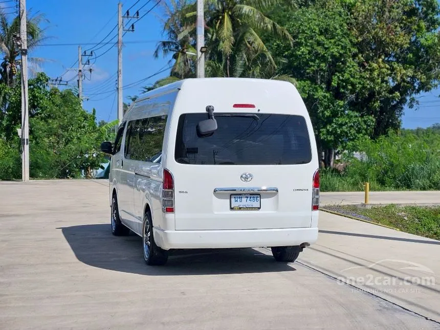 2013 Toyota HIACE D4D Van