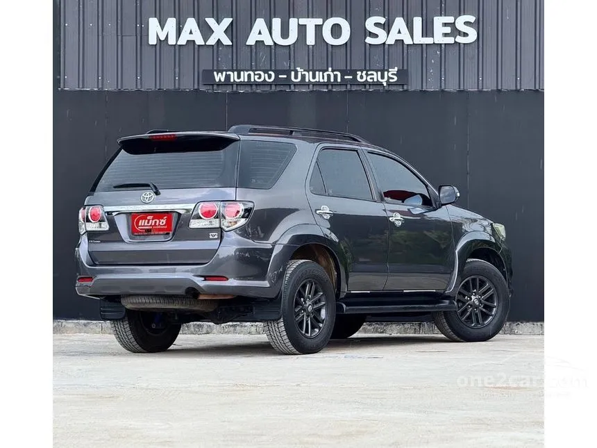 2015 Toyota FORTUNER V SUV