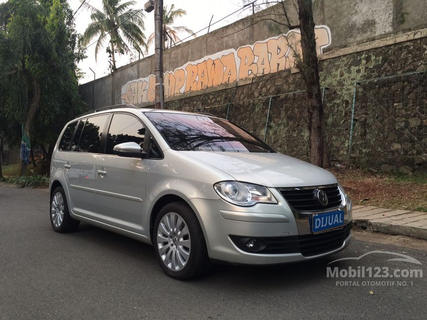 Jual Mobil Volkswagen Touran 2009 TSI 1.4 di Banten 