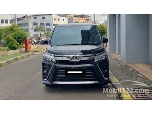 2018 Toyota Voxy 2.0 MPV