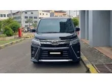 2018 Toyota Voxy 2.0 MPV hitam km 82 ribuan