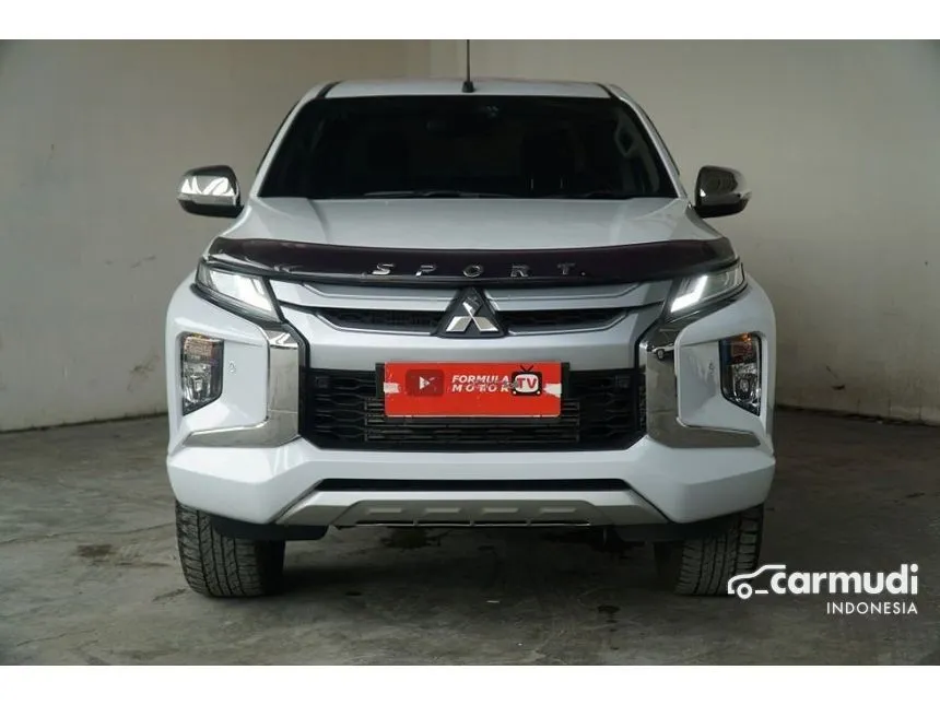 Jual Mobil Mitsubishi Triton 2021 Ultimate Double Cab 4X4 2.4 di Jawa Barat Automatic Pickup Putih Rp 425.000.000