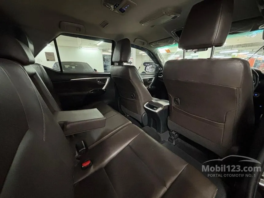 2019 Toyota Fortuner VRZ 4X2 SUV