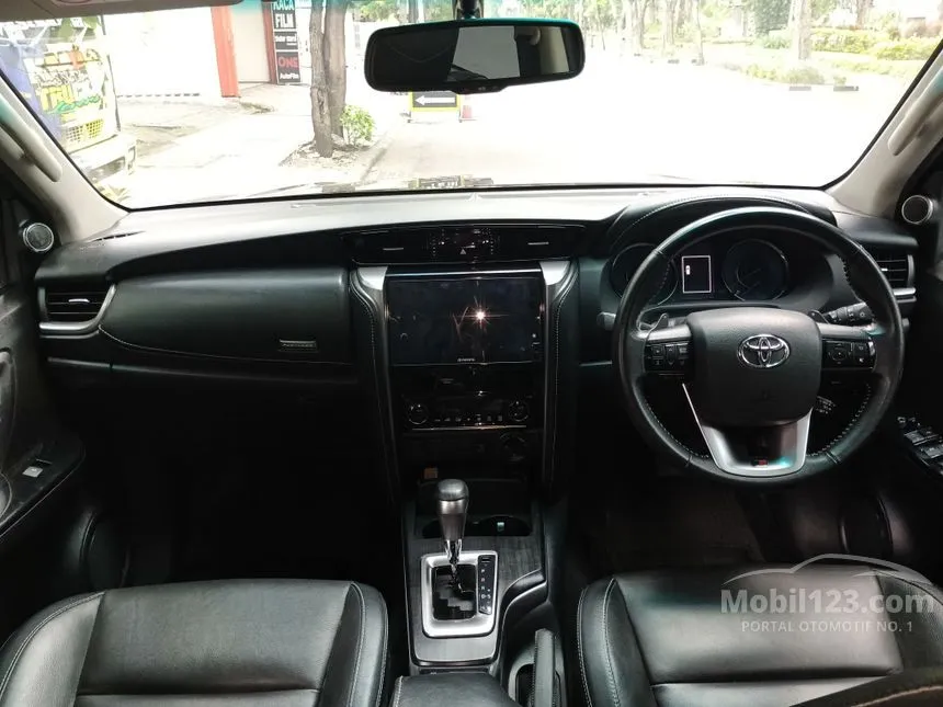 2022 Toyota Fortuner GR SPORT LUX 4X4 SUV