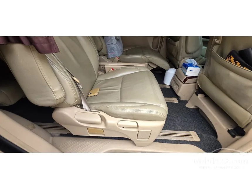 2008 Toyota Alphard MPV
