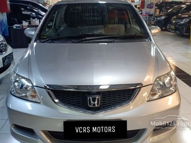 Honda City  VTEC Mobil  Bekas  Baru dijual  di Jawa timur 