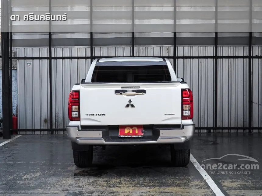 2024 Mitsubishi TRITON Plus Ultra Double Cab Pickup
