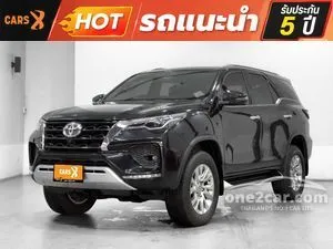 2022 Toyota FORTUNER 2.4 V SUV