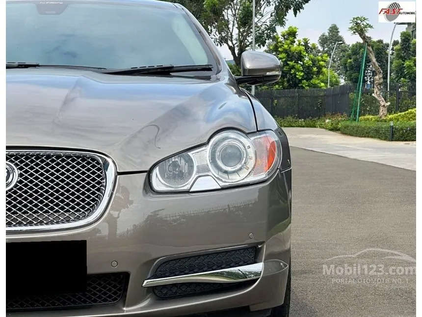 2010 Jaguar XF V6 Sedan