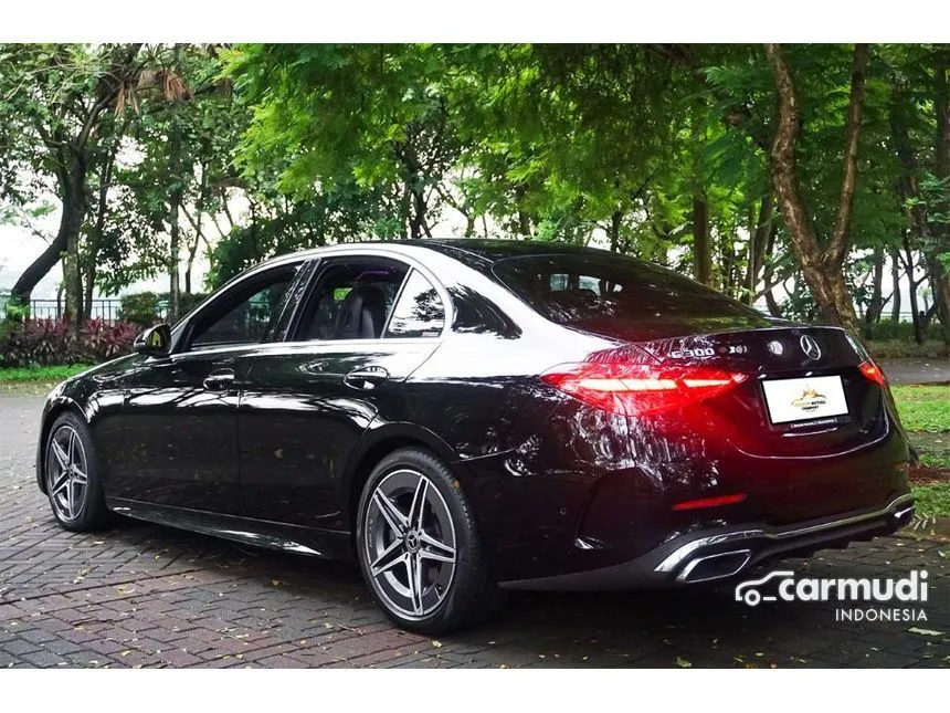 2023 Mercedes-Benz C300 AMG Line Sedan