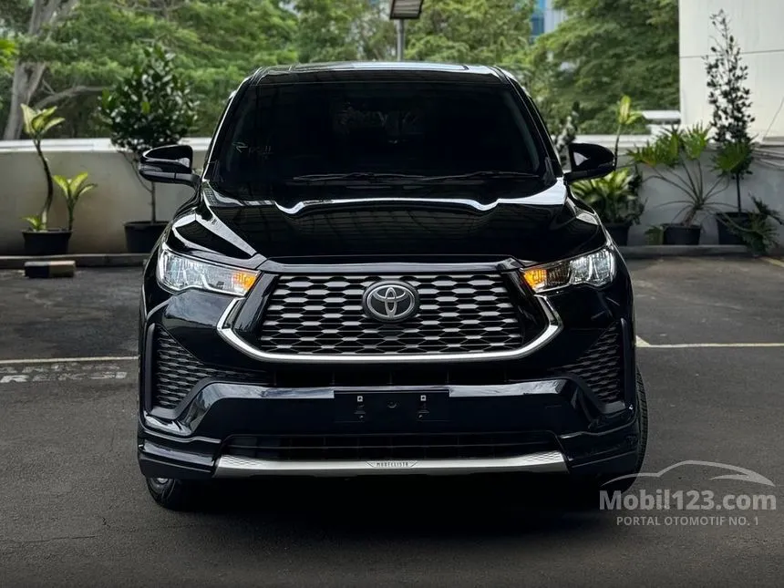 2025 Toyota Kijang Innova Zenix V HV Modellista (Non Premium Color) MPV