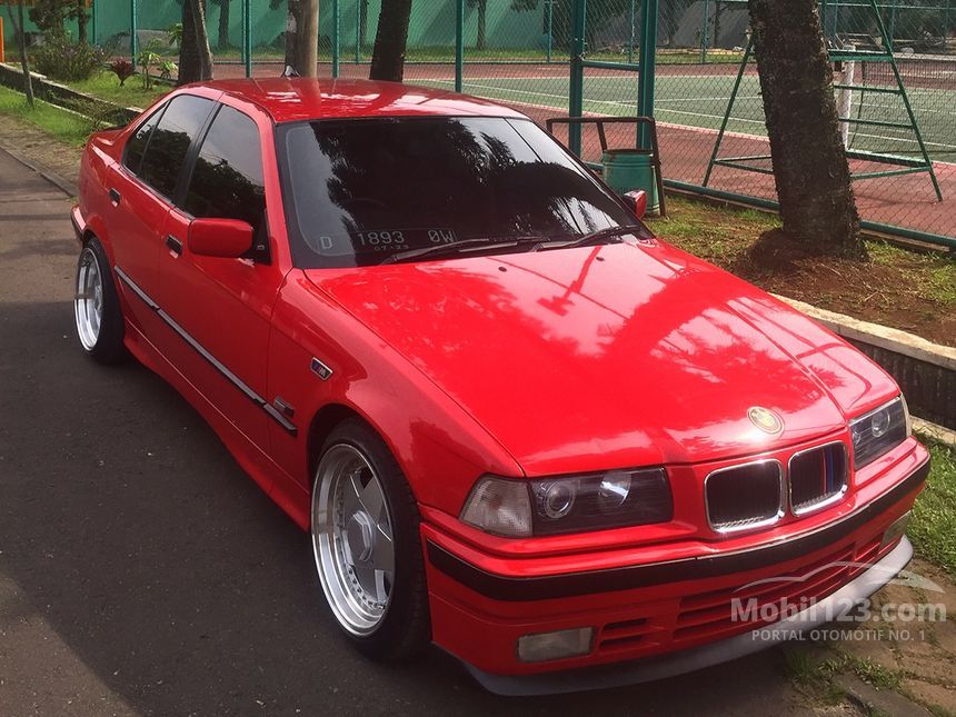 Jual Mobil  BMW  320i 1996 E36  2 0 2 0 di Jawa Barat Manual 