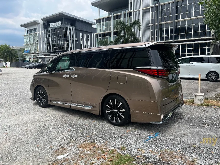 2024 Toyota Alphard Executive Lounge MPV