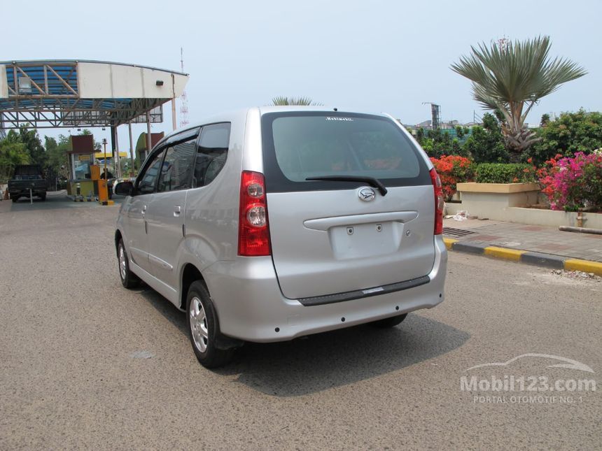 Jual Mobil Daihatsu Xenia 2010 Li SPORTY 1.0 di DKI Jakarta Manual MPV 