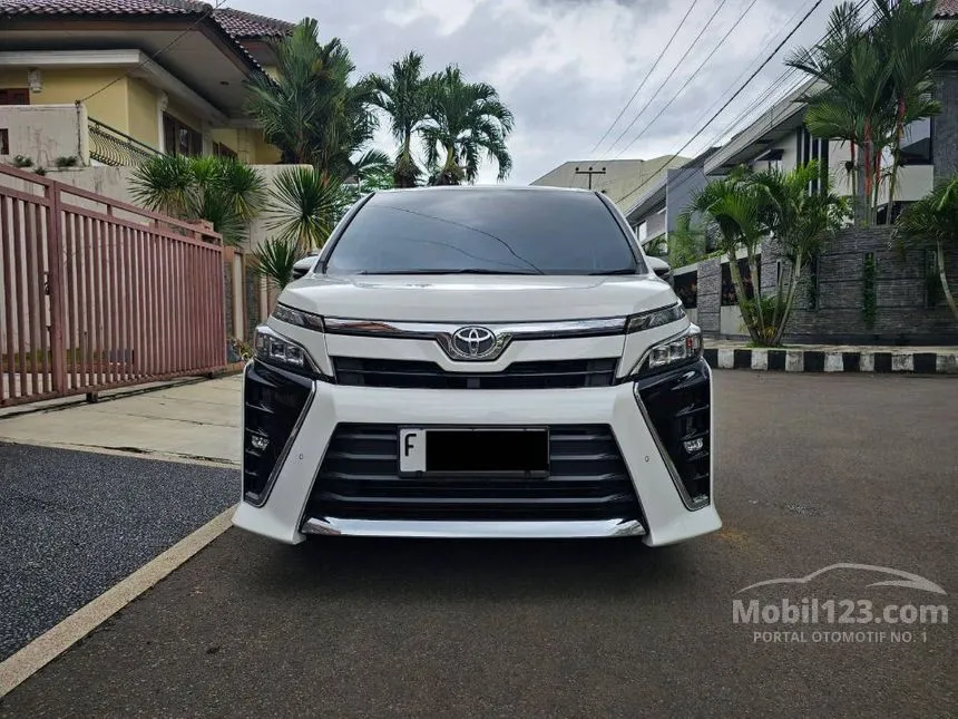 Jual Mobil Toyota Voxy 2018 2.0 di DKI Jakarta Automatic MPV Putih Rp 325.000.000