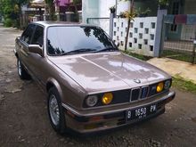 1990 BMW 318i 1.8 1.8 Manual Sedan