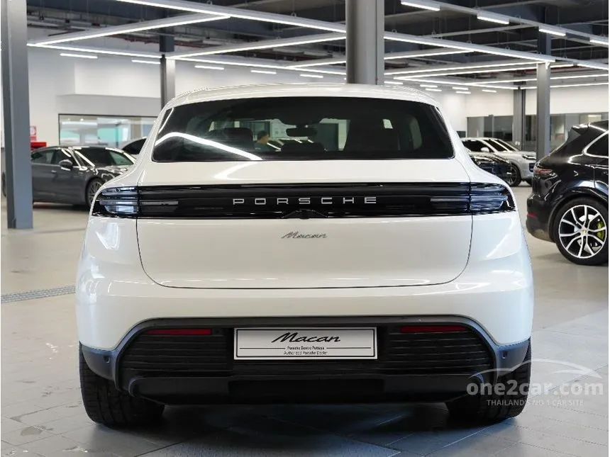 2025 Porsche MACAN Electric SUV