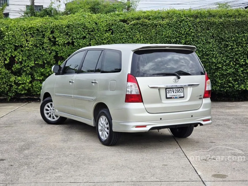 2013 Toyota INNOVA V Wagon